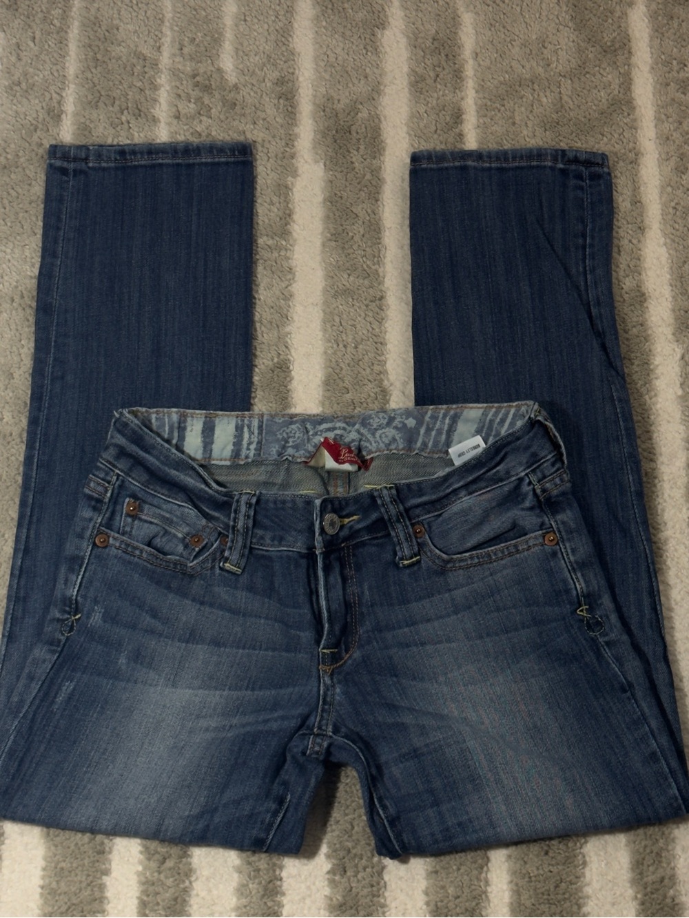 Vintage Y2K Lucky Brand Cropped Jeans